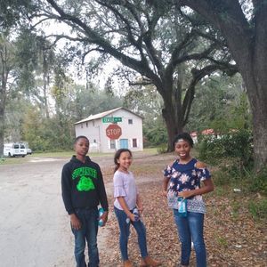 Meet your Posher, Deandre